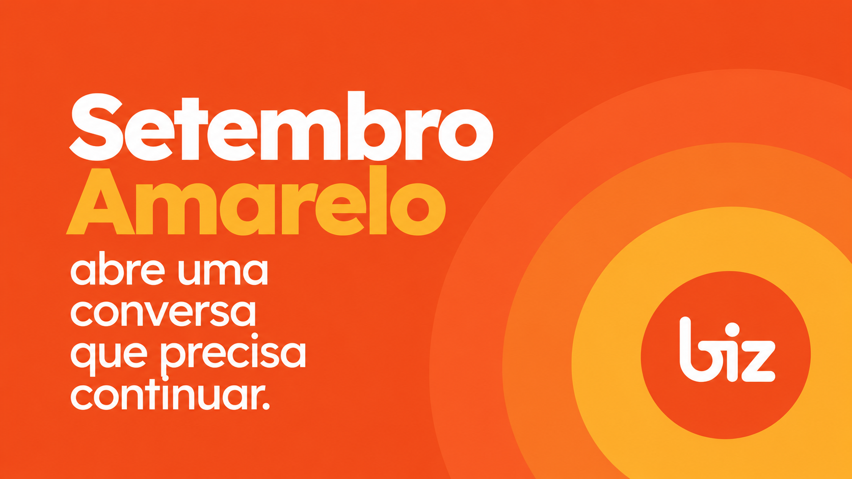 Colaboradores brasileiros diversos conversando de forma acolhedora em ambiente de trabalho iluminado, em tons terracota